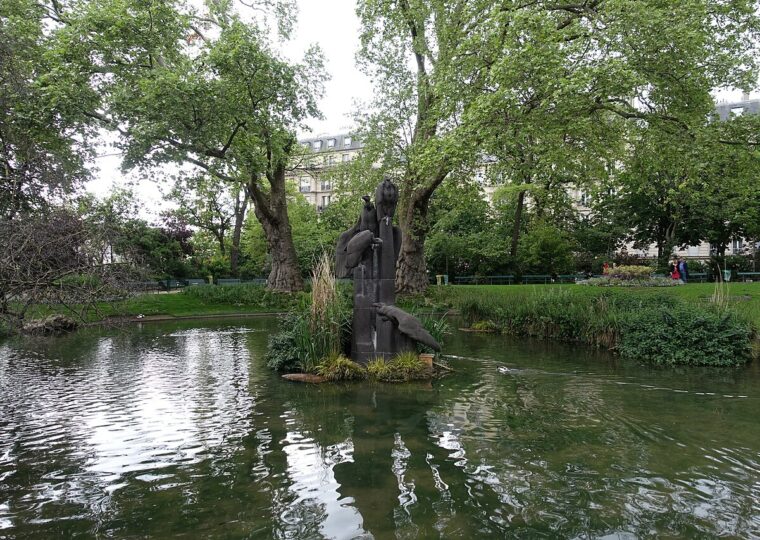 Le square des Batignolles à Paris, dans le 17e arrondissement