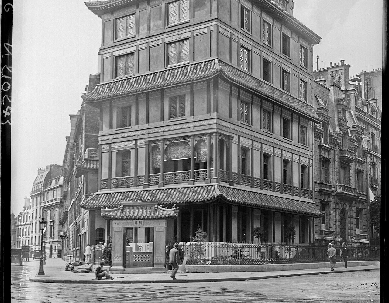 La maison chinoise de C. T. Loo, 48 rue de Courcelles à Paris, photographiée en 1928