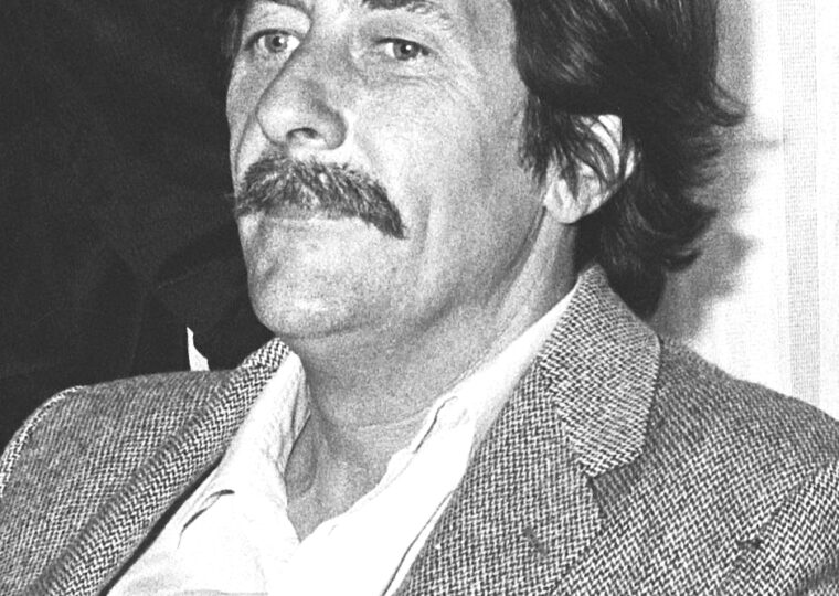 Portrait de Jean Rochefort photographié aux Pays-Bas dans les années 1970