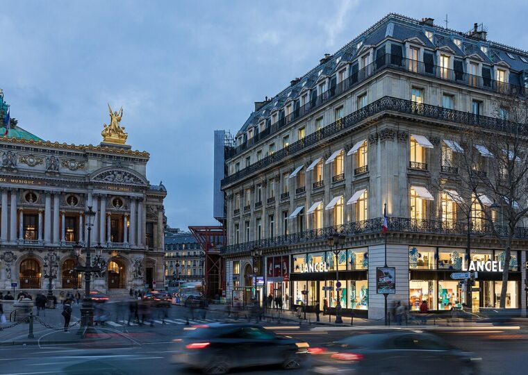 La boutique Lancel place de l'Opéra, à Paris