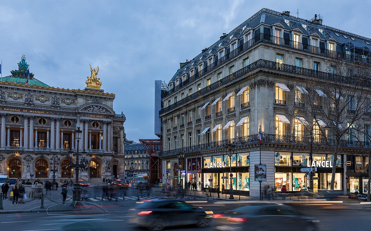 La boutique Lancel place de l'Opéra, à Paris