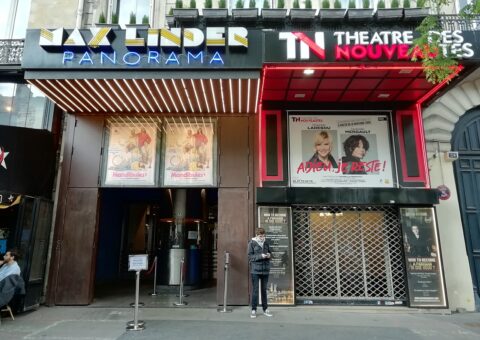 La façade du Max Linder Panorama, boulevard Poissonnière à Paris