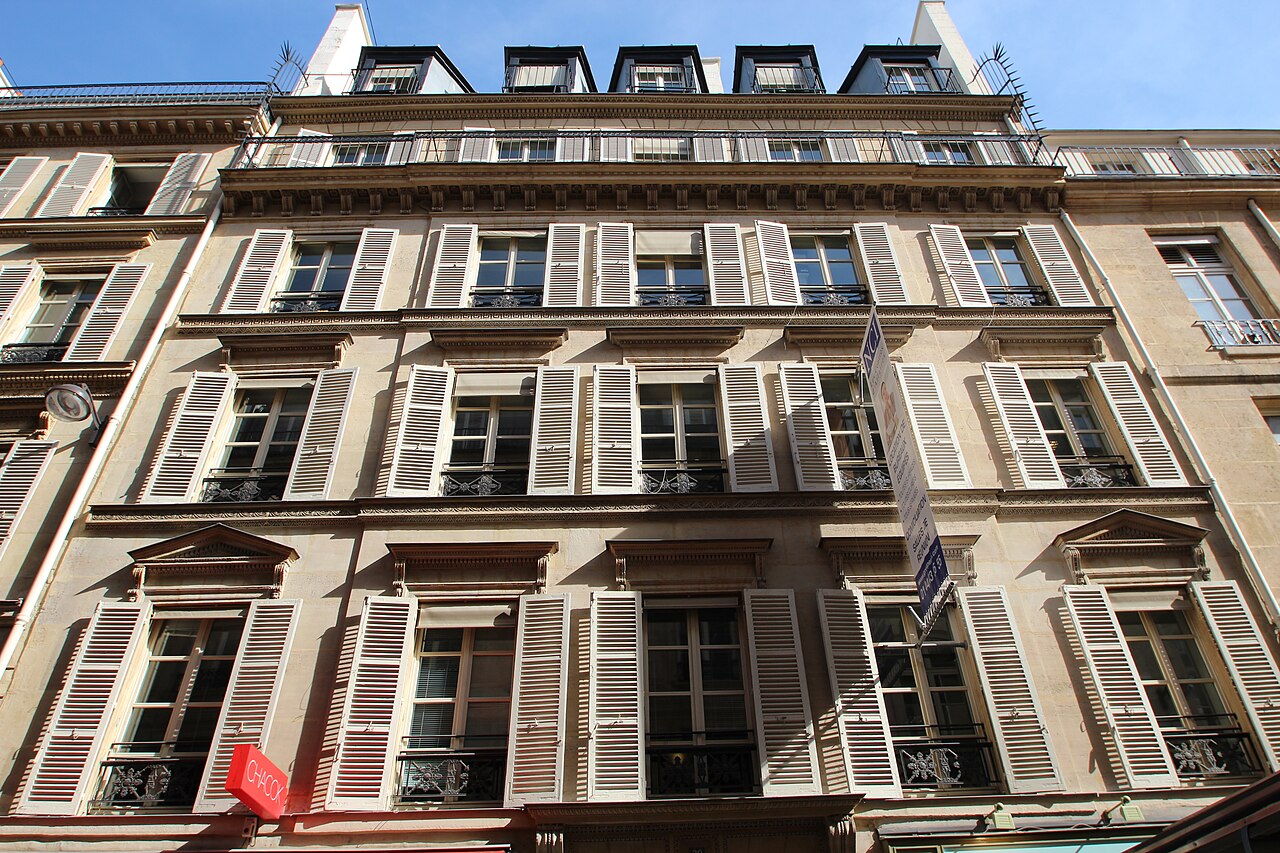 La rue Cambon, où s'ouvre le Comptoir du Ritz Paris
