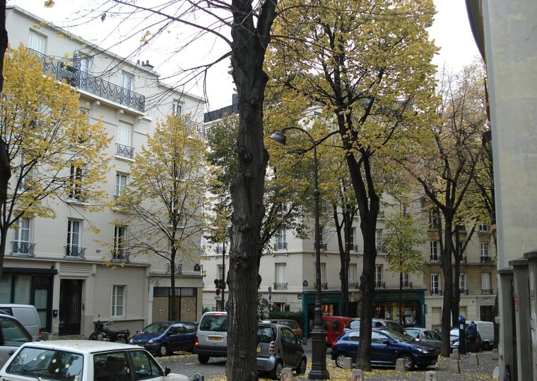 Le portail du 23 avenue Junot, entrée de l'Hôtel Particulier Montmartre