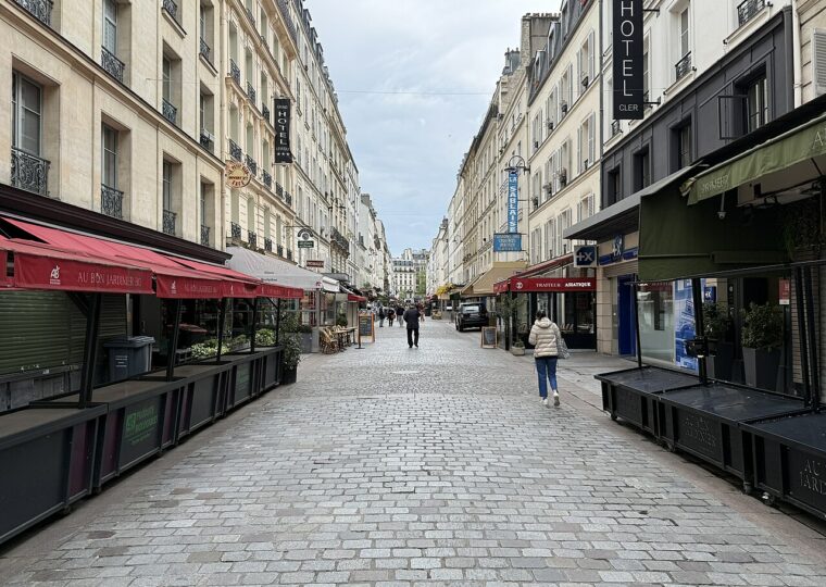 La rue Cler, marché à ciel ouvert du 7e, nouvelle adresse de Petibon