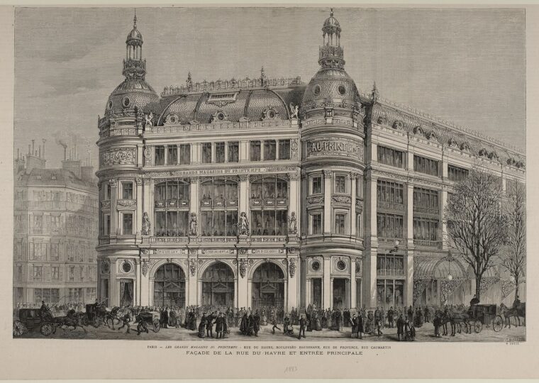 La façade du Printemps gravée à la Belle Époque