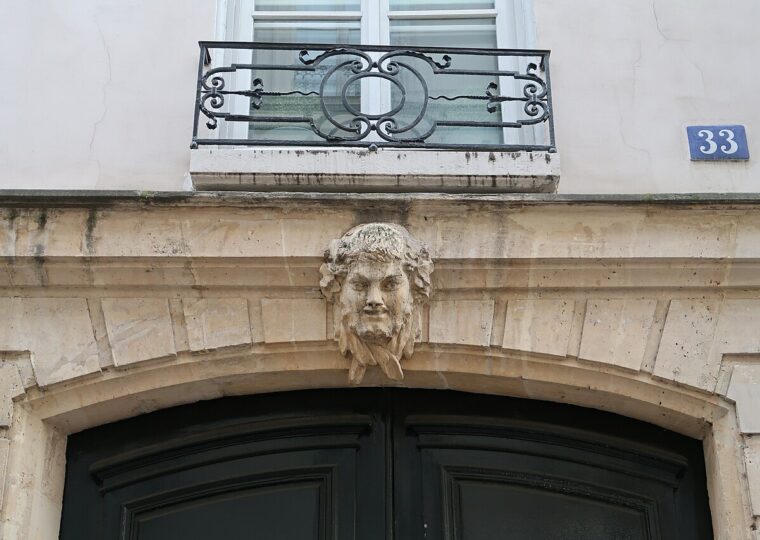 La rue Saint-André-des-Arts à Paris, où s'ouvre le bistrot Allard