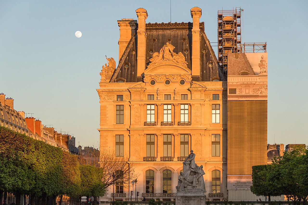 Le pavillon de Marsan et le musée des Arts décoratifs, maison de Loulou