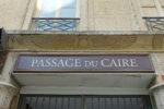 L'entrée du passage du Caire, place du Caire à Paris