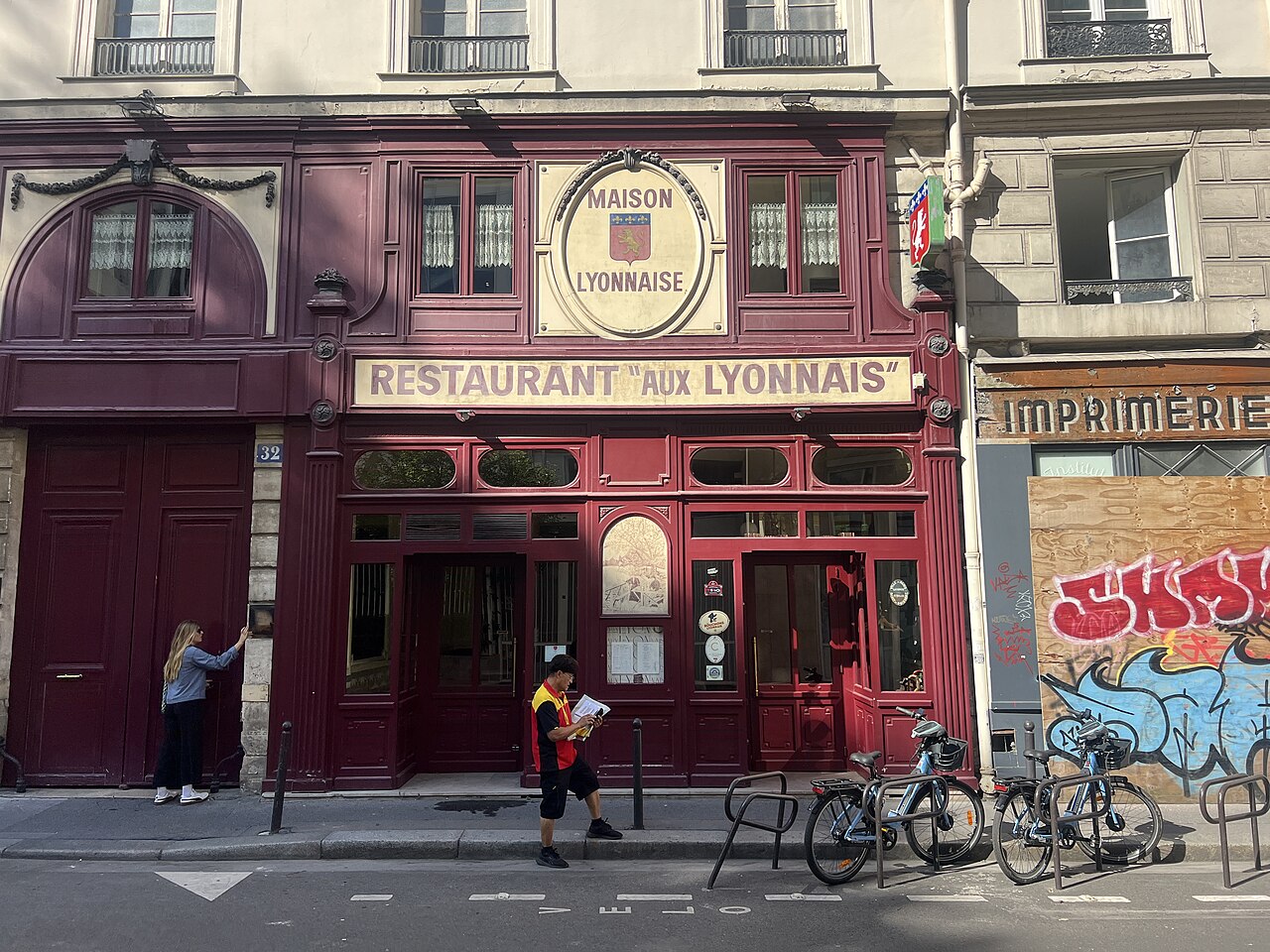 La salle 1900 du bouchon Aux Lyonnais, rue Saint-Marc à Paris