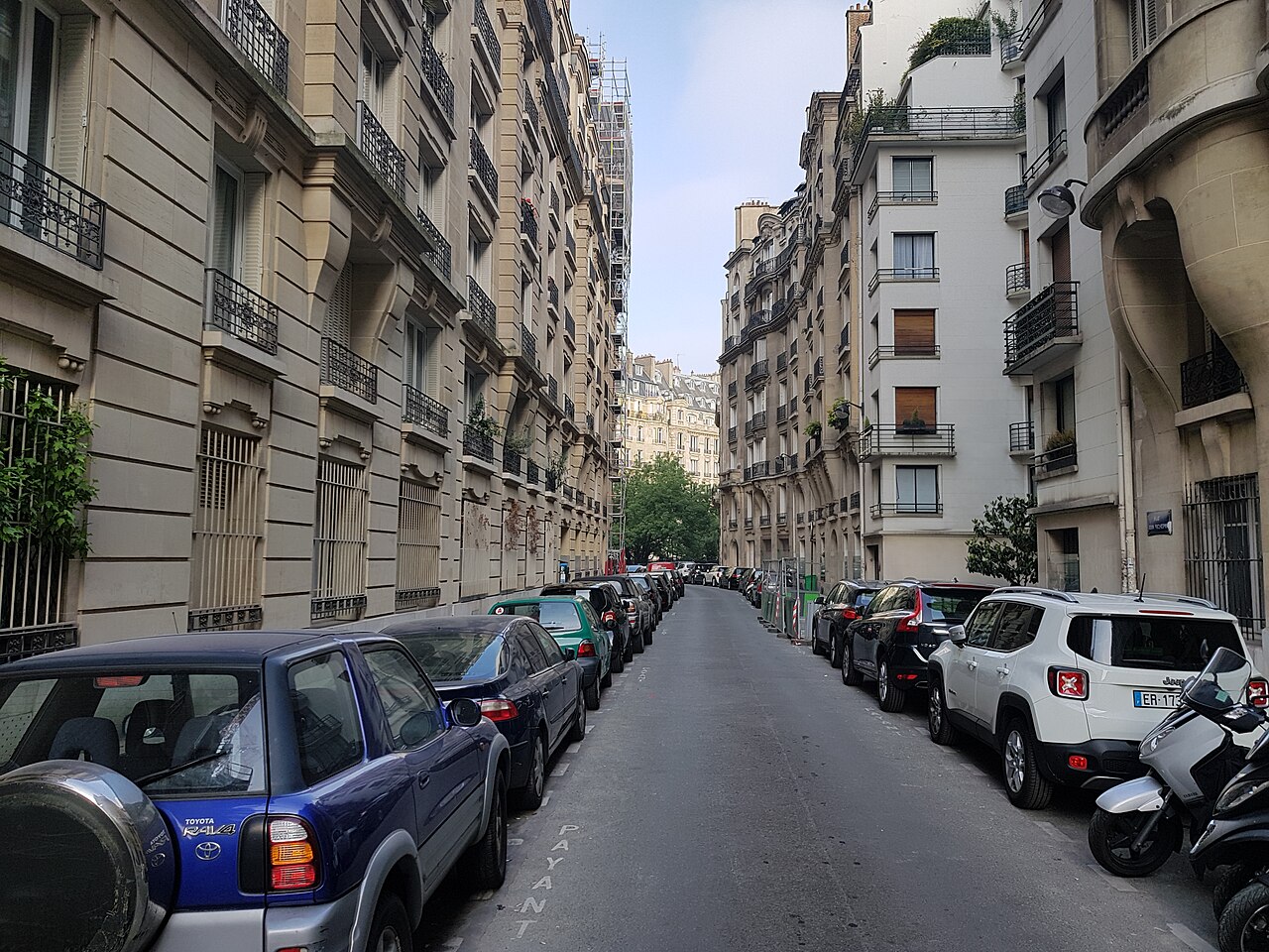La rue Jean-Richepin, dans le 16e arrondissement, adresse du Brach