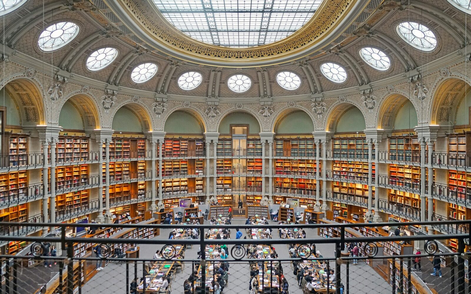 La salle Ovale du site Richelieu de la BnF