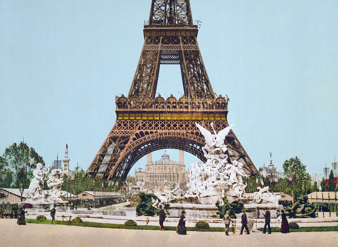 La tour Eiffel et la fontaine monumentale de l'Exposition universelle de 1889, photochrome