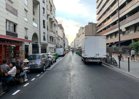 Le haut de la rue Oberkampf, territoire du café Fauna