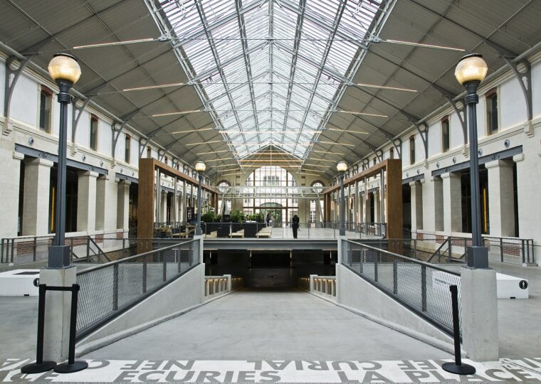 Les halles du Centquatre-Paris, rue Curial