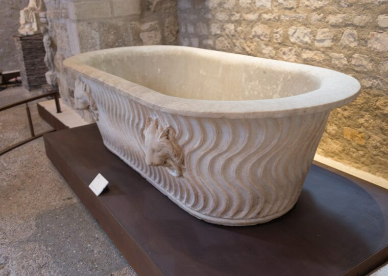Le frigidarium antique du musée de Cluny, voûtes gallo-romaines