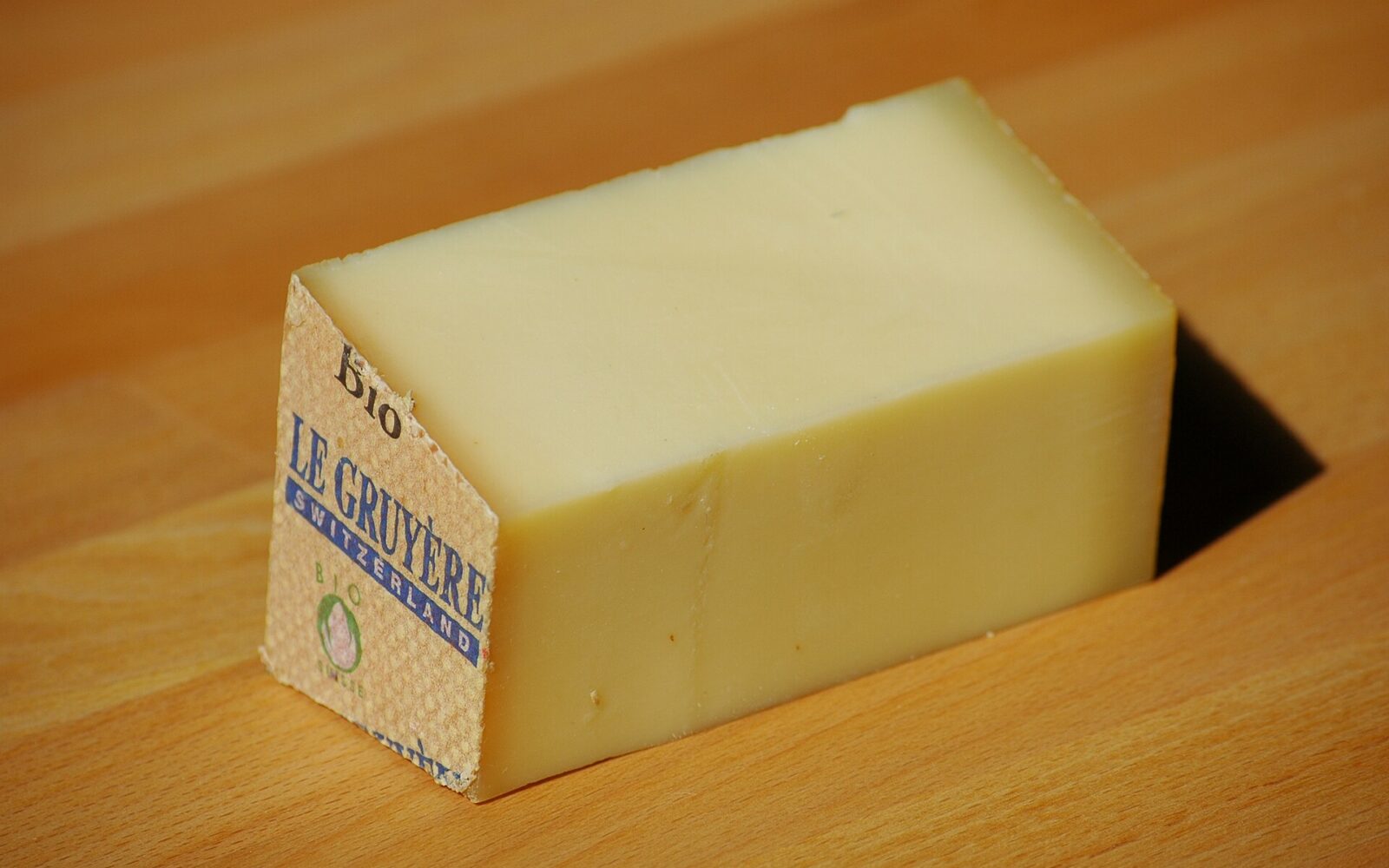 La devanture du musée vivant du fromage, rue Saint-Louis-en-l'Île