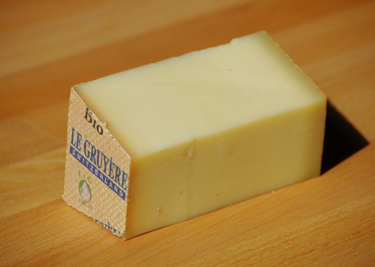 La devanture du musée vivant du fromage, rue Saint-Louis-en-l'Île