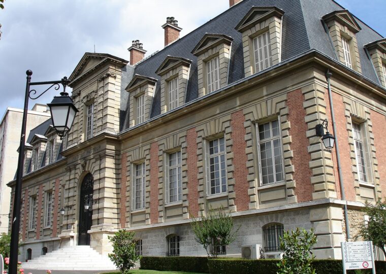 Le bâtiment historique de l'Institut Pasteur, rue du Docteur-Roux