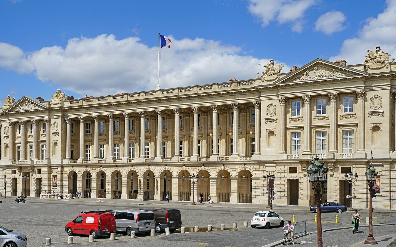 La colonnade de l'hôtel de la Marine, place de la Concorde