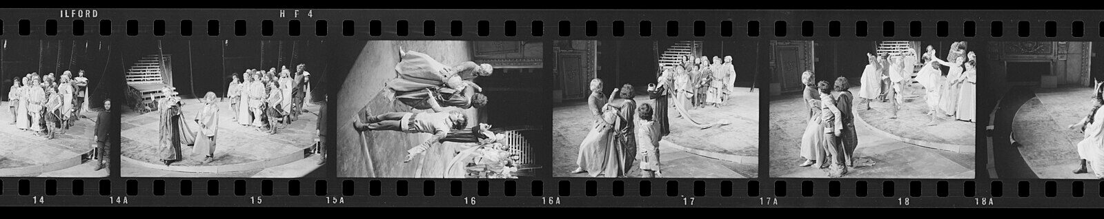 La façade néoclassique de l'Odéon-Théâtre de l'Europe