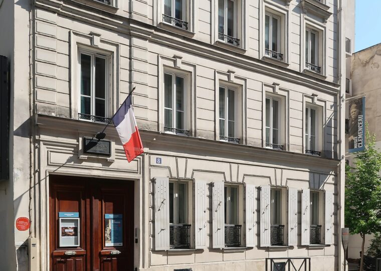 La maison du musée Clemenceau et son jardin, rue Benjamin-Franklin
