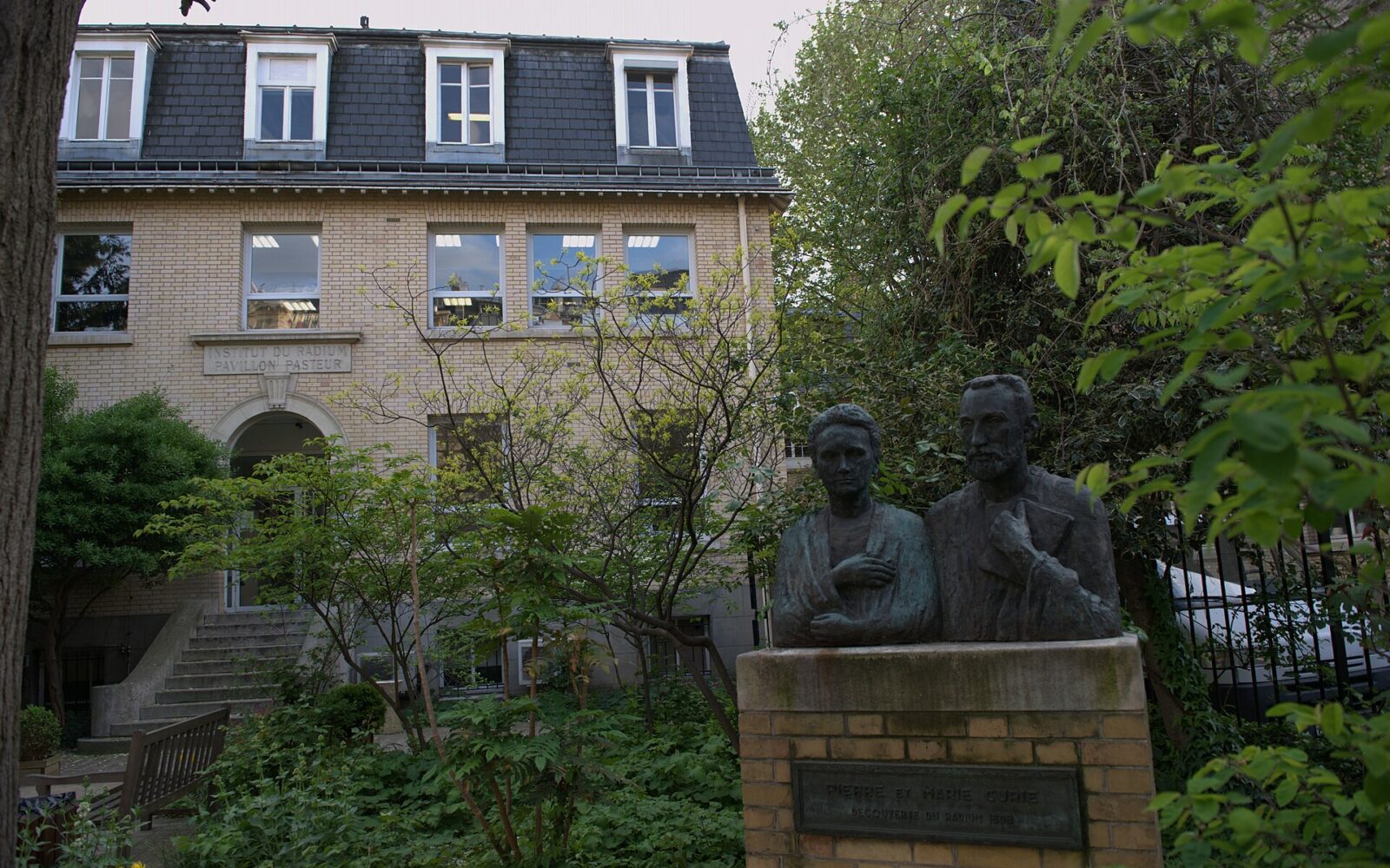 Le pavillon Curie de l'Institut du radium, siège du musée Curie