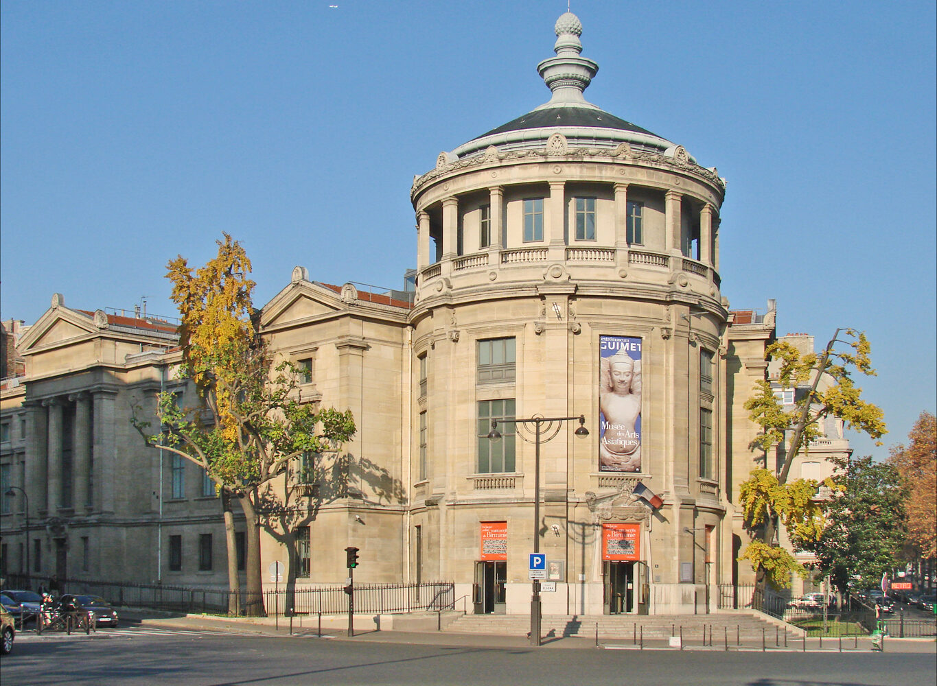 La rotonde du musée Guimet, place d'Iéna