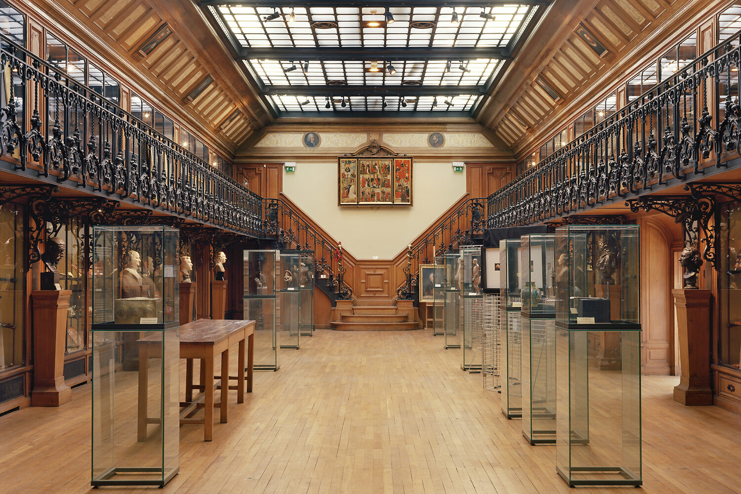 La salle du musée d'Histoire de la médecine, université Paris Cité