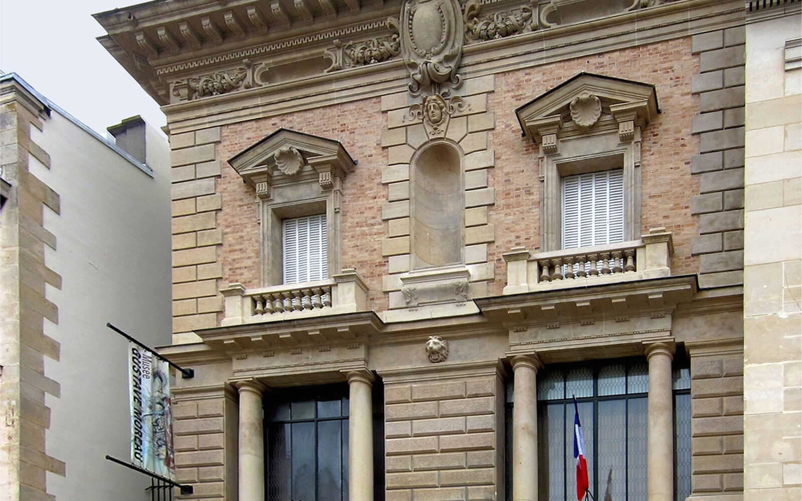 L'atelier du musée Gustave-Moreau et son escalier en spirale