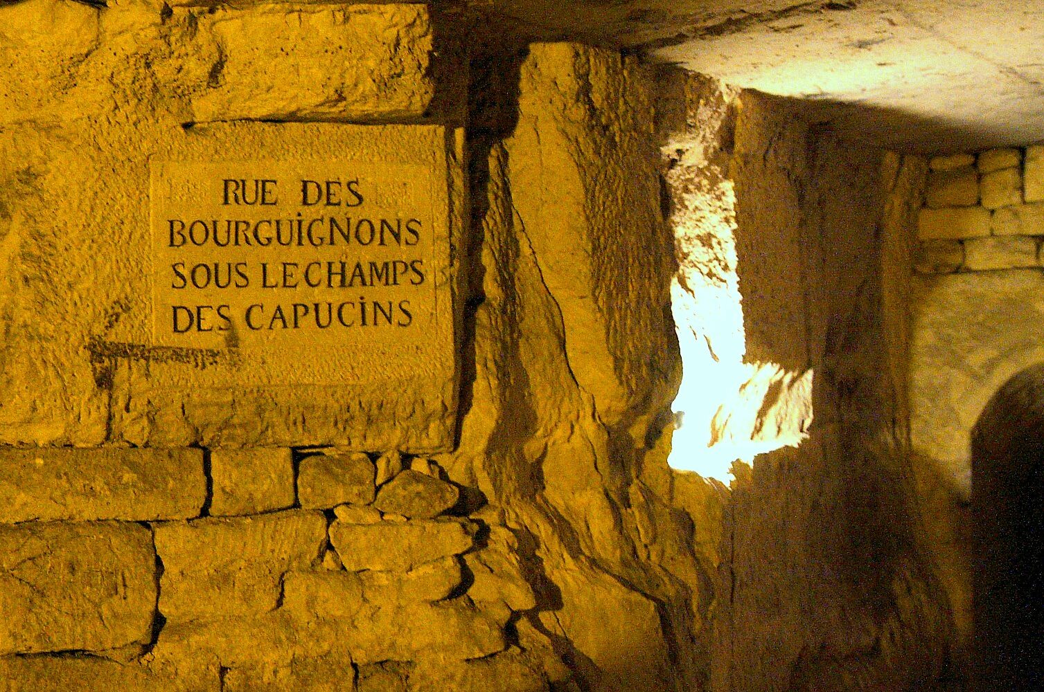 Galerie souterraine des carrières des Capucins, sous l'hôpital Cochin